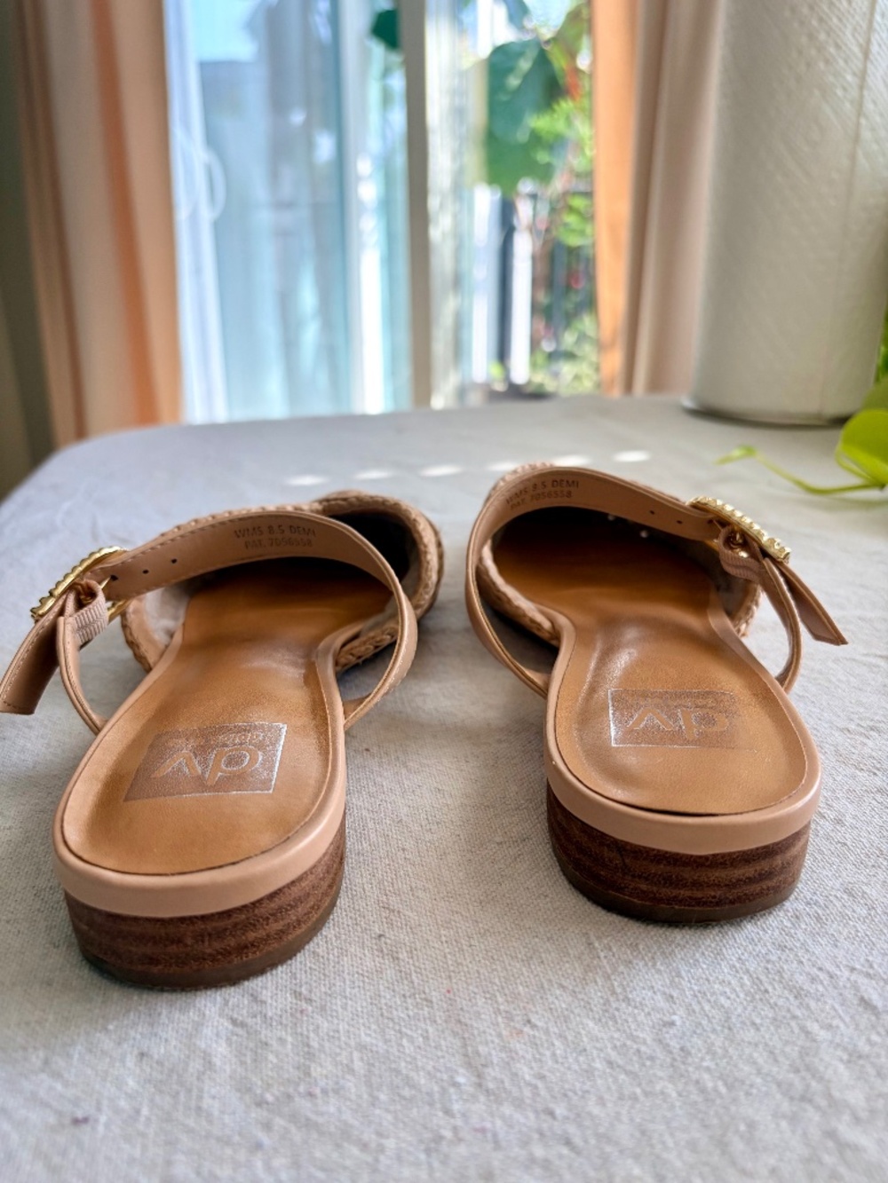 Dolce Vita Neutral Raffia Flat Mules - Picture 8 of 9